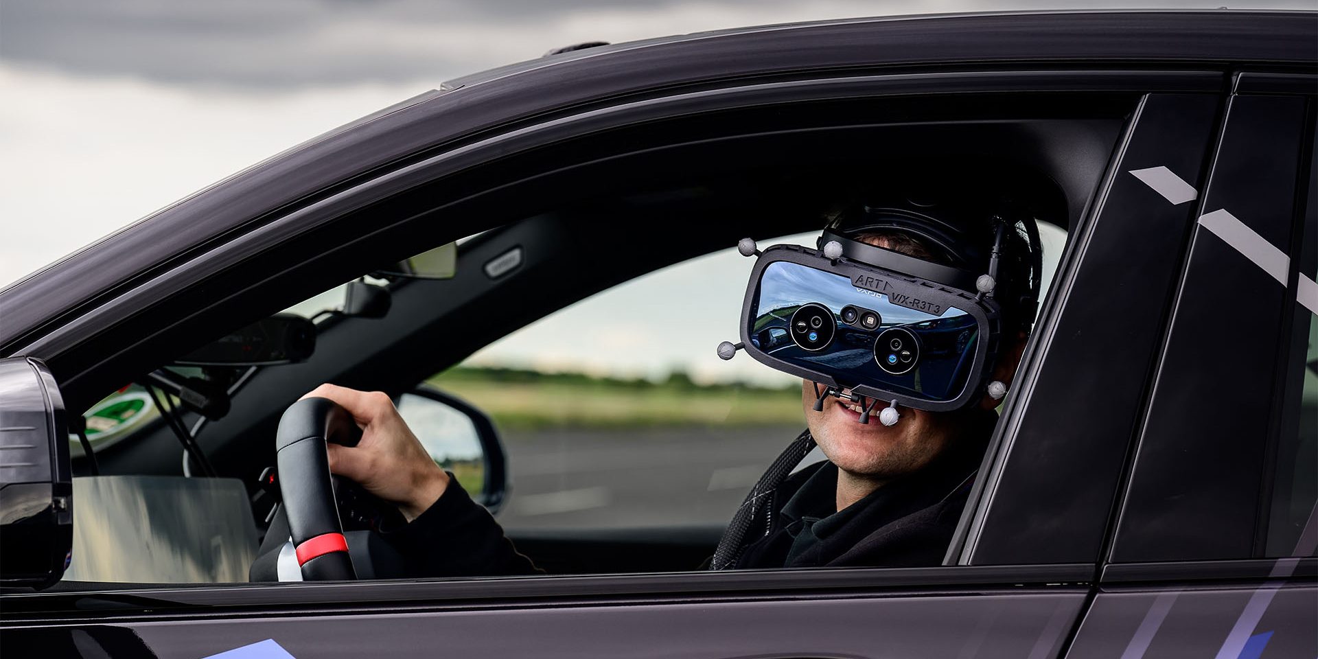 BMW M Mixed Reality: New features to enhance the digital driving experience (image courtesy BMW)